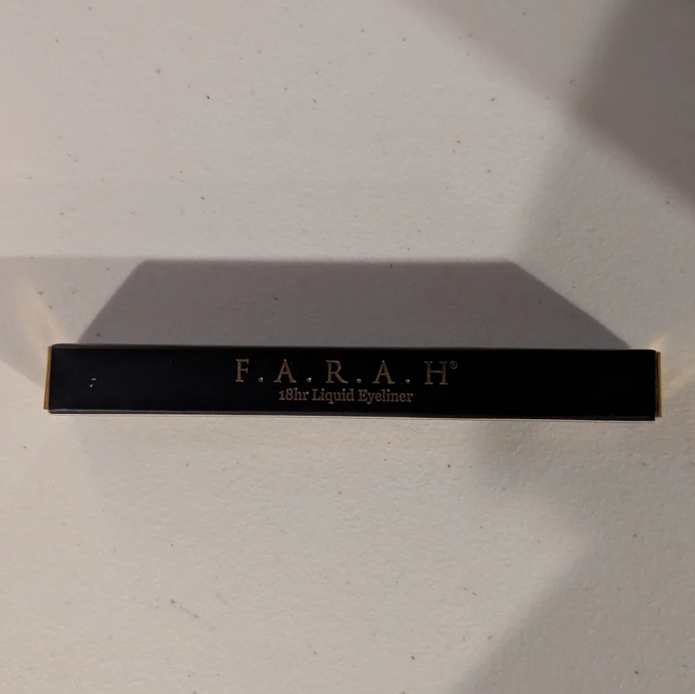 F.A.R.A.H 18hr Liquid Eyeliner in Black Velvet, New